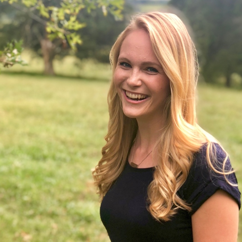 Meet your Posher, Hannah